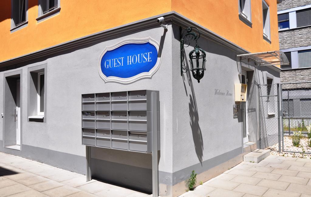 Swiss Star Guesthouse District 4 - Contactless Self Check-In Цюрих Екстер'єр фото